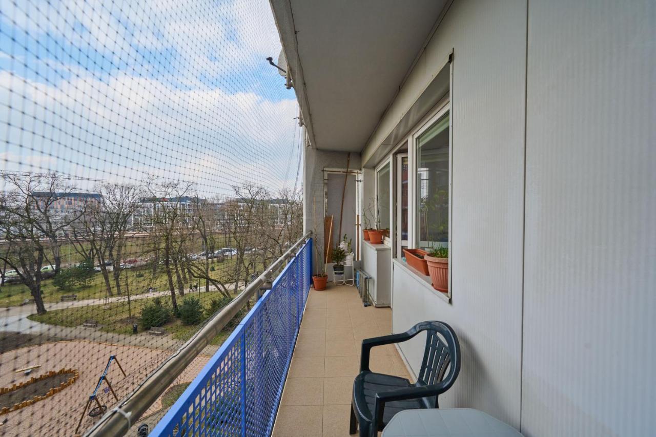 Apartments Wroclaw Legnicka By Noclegi Renters ภายนอก รูปภาพ