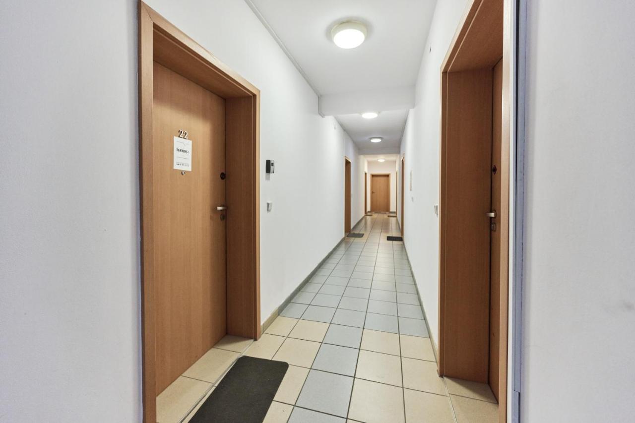Apartments Wroclaw Legnicka By Noclegi Renters ภายนอก รูปภาพ