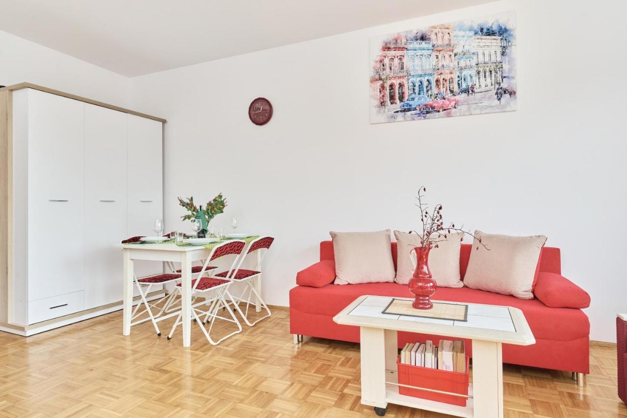 Apartments Wroclaw Legnicka By Noclegi Renters ภายนอก รูปภาพ